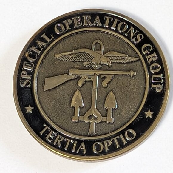 SPECIAL OPERATIONS GROUP TERTIA OPTIO UNITED STATES OF AMERICA TOKEN MEDALLION - Picture 12 of 16
